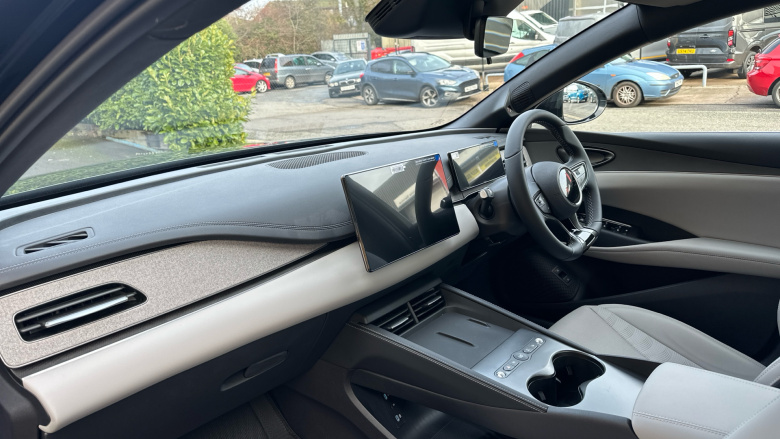 BYD Seal 6 1.5 DM-i Boost 4dr e-CVT Saloon